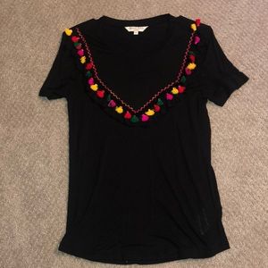 Black T-shirt tassel frill front
